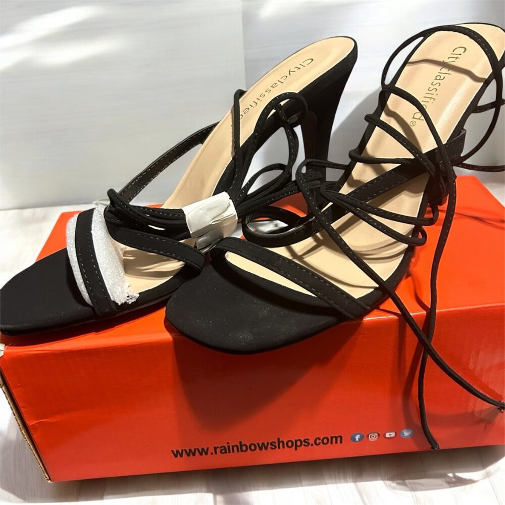 CITY CLASSIFIED WOMEN SHOES SIZE  8 1/2 COLOR BLACK